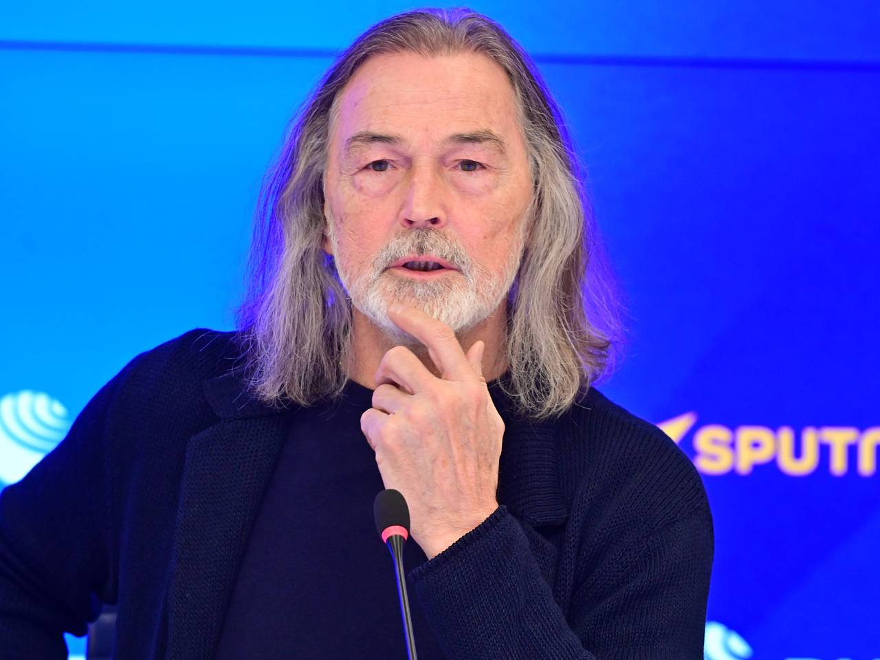 Никас Сафронов признался в подделке картин
