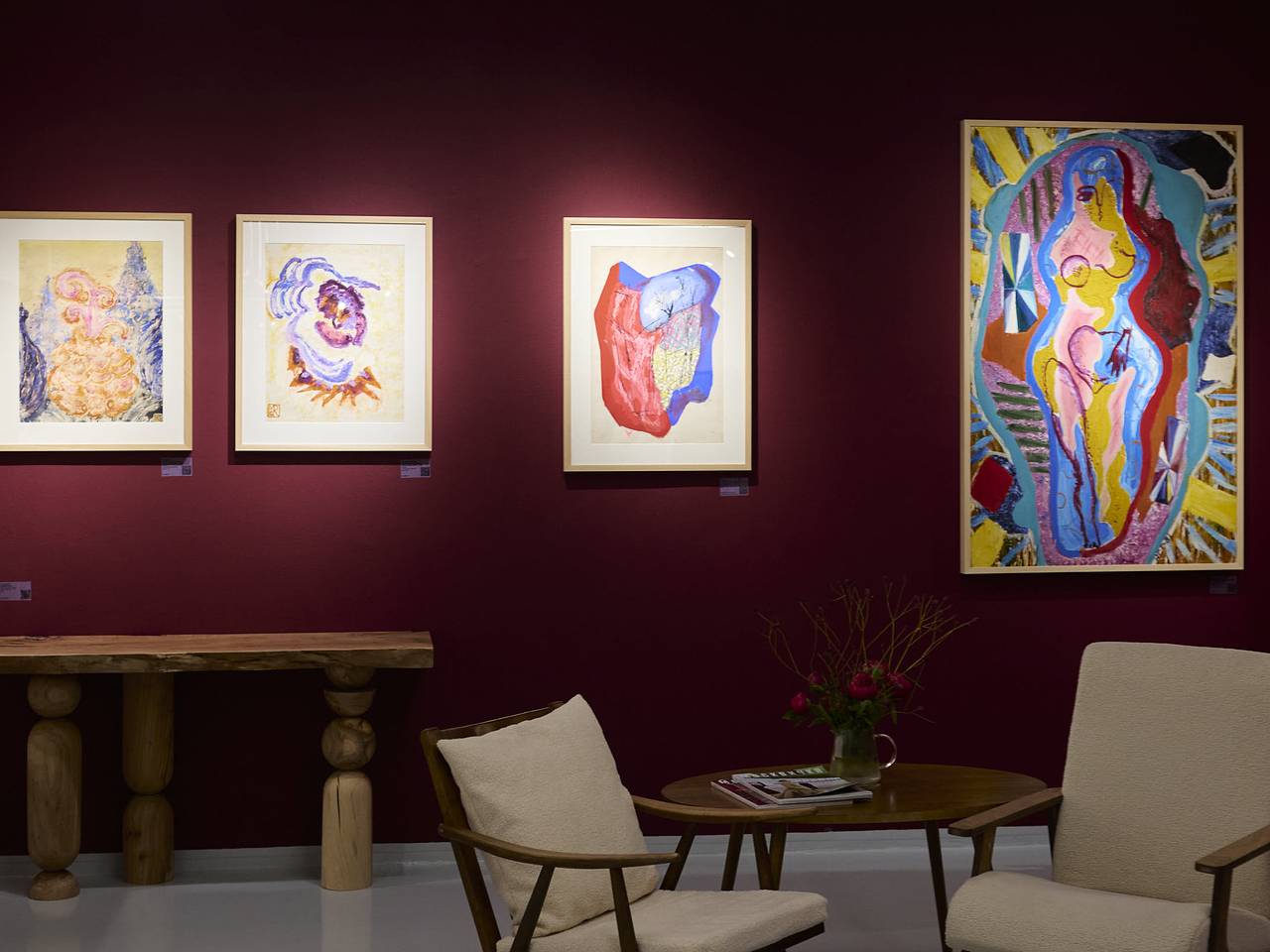 В Postrigay Gallery представили выставку пяти художниц XX века